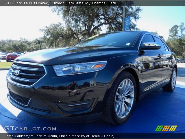 2013 Ford Taurus Limited in Tuxedo Black Metallic
