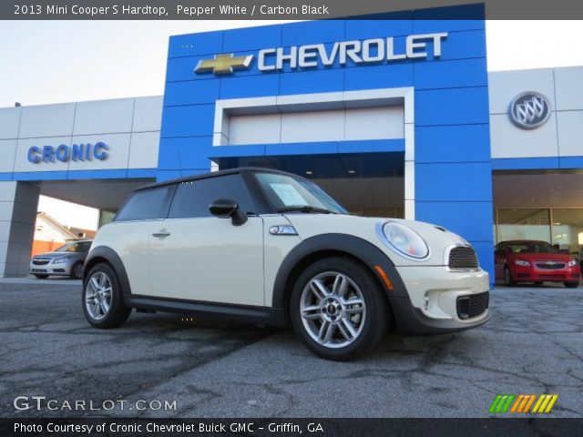 2013 Mini Cooper S Hardtop in Pepper White