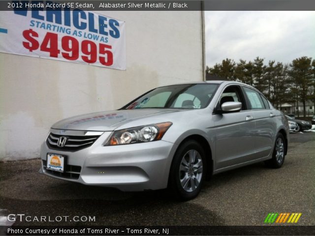 2012 Honda Accord SE Sedan in Alabaster Silver Metallic