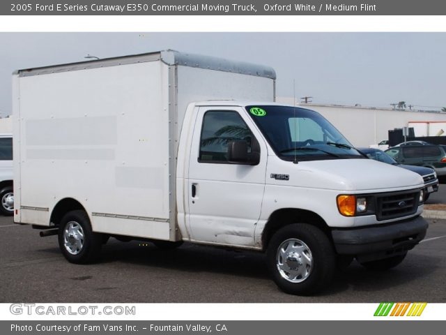 2005 Ford E Series Cutaway E350 Commercial Moving Truck in Oxford White