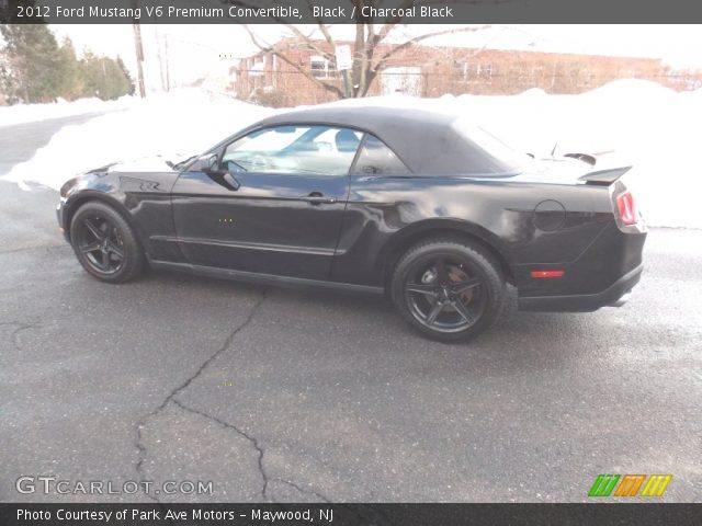 2012 Ford Mustang V6 Premium Convertible in Black