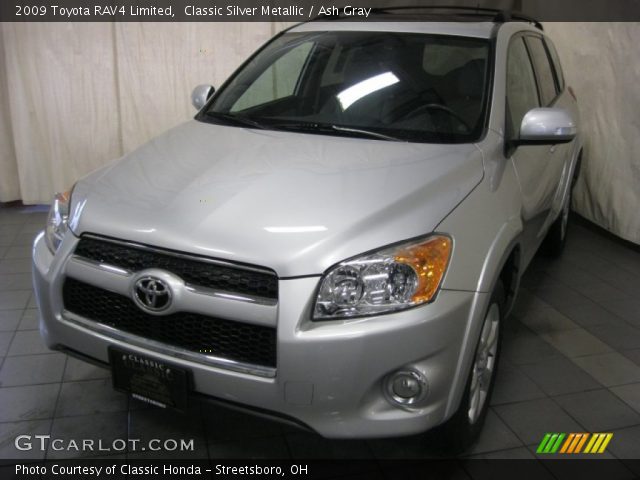 2009 Toyota RAV4 Limited in Classic Silver Metallic