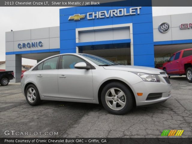 2013 Chevrolet Cruze LT in Silver Ice Metallic