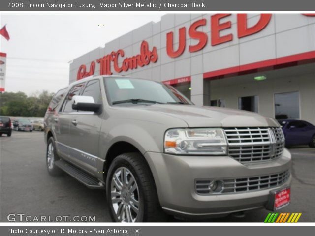 2008 Lincoln Navigator Luxury in Vapor Silver Metallic