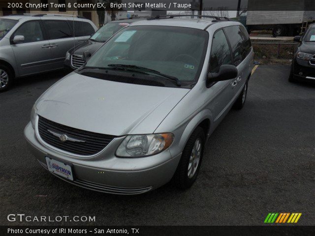 2002 Chrysler Town & Country EX in Bright Silver Metallic