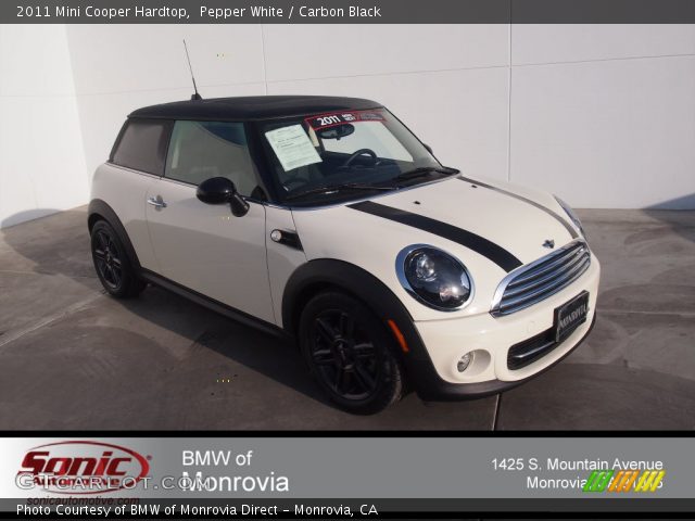 2011 Mini Cooper Hardtop in Pepper White
