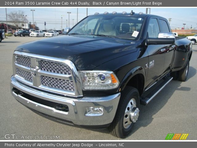 2014 Ram 3500 Laramie Crew Cab 4x4 Dually in Black