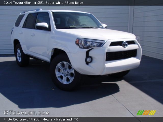 2014 Toyota 4Runner SR5 in Super White
