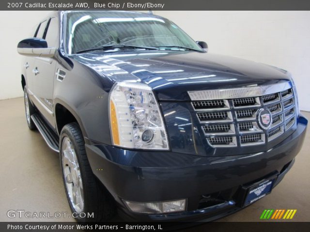 2007 Cadillac Escalade AWD in Blue Chip