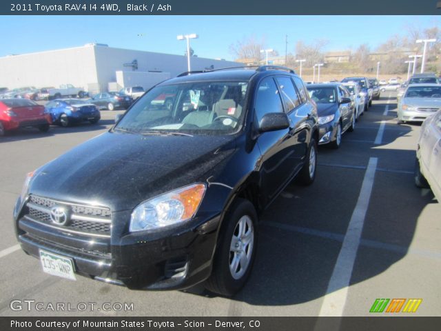 2011 Toyota RAV4 I4 4WD in Black
