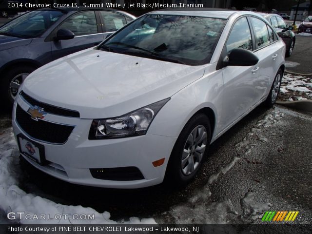 2014 Chevrolet Cruze LS in Summit White