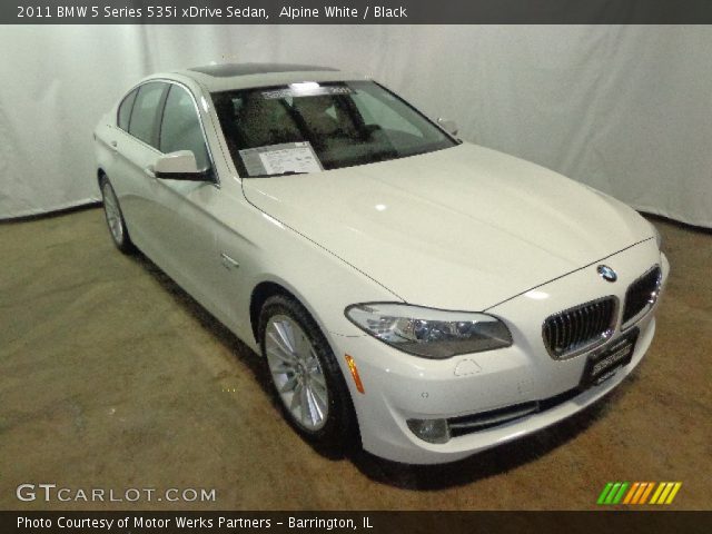 2011 BMW 5 Series 535i xDrive Sedan in Alpine White