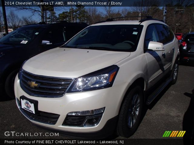 2014 Chevrolet Traverse LT AWD in White Diamond Tricoat