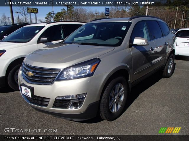 2014 Chevrolet Traverse LT in Champagne Silver Metallic