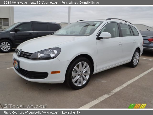 2014 Volkswagen Jetta TDI SportWagen in Pure White