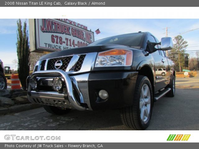 2008 Nissan Titan LE King Cab in Galaxy Black