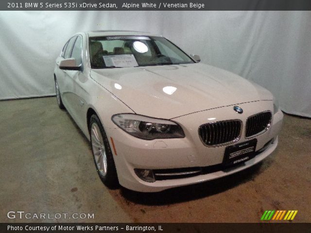 2011 BMW 5 Series 535i xDrive Sedan in Alpine White