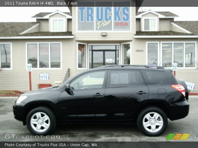 2011 Toyota RAV4 I4 4WD in Black