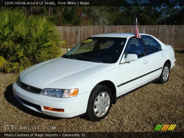 1996 Honda Accord LX Sedan in Frost White