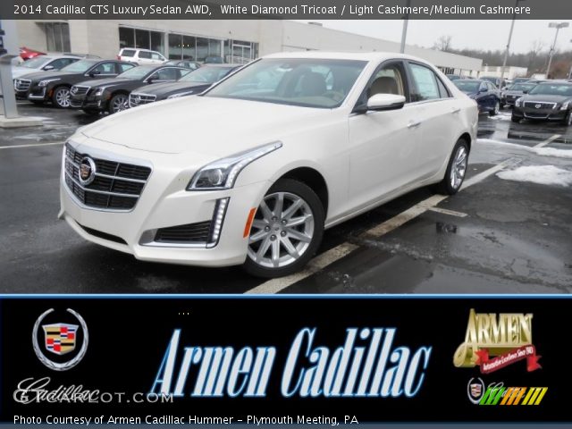 2014 Cadillac CTS Luxury Sedan AWD in White Diamond Tricoat