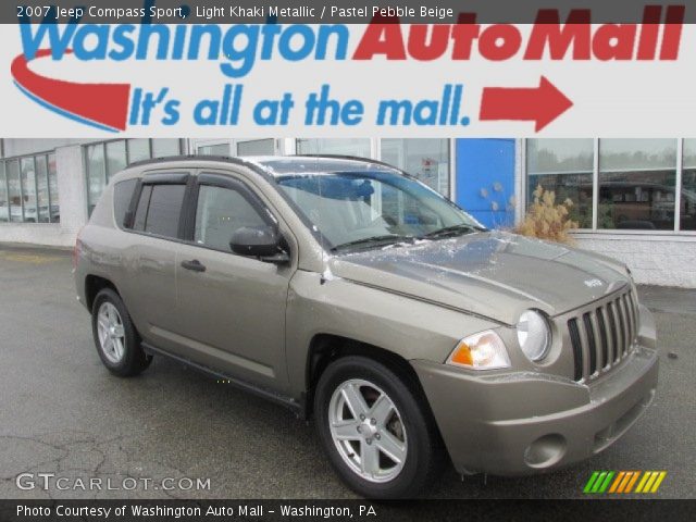 2007 Jeep Compass Sport in Light Khaki Metallic