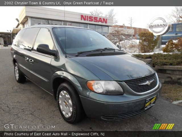 2002 Chrysler Town & Country LX in Onyx Green Pearlcoat