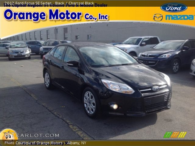 2012 Ford Focus SE Sedan in Black