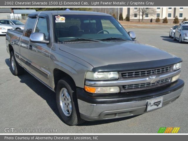2002 Chevrolet Silverado 1500 LS Extended Cab in Light Pewter Metallic