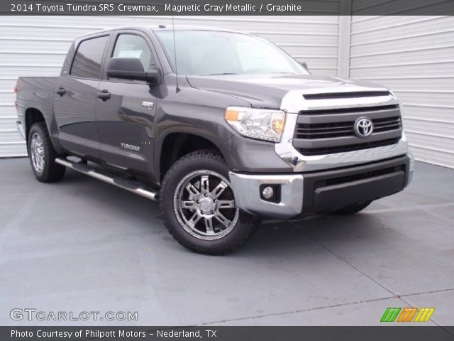 2014 Toyota Tundra SR5 Crewmax in Magnetic Gray Metallic