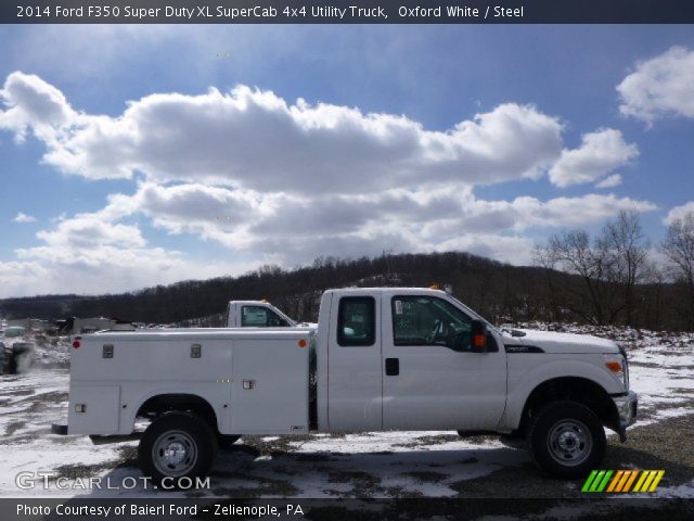 2014 Ford F350 Super Duty XL SuperCab 4x4 Utility Truck in Oxford White