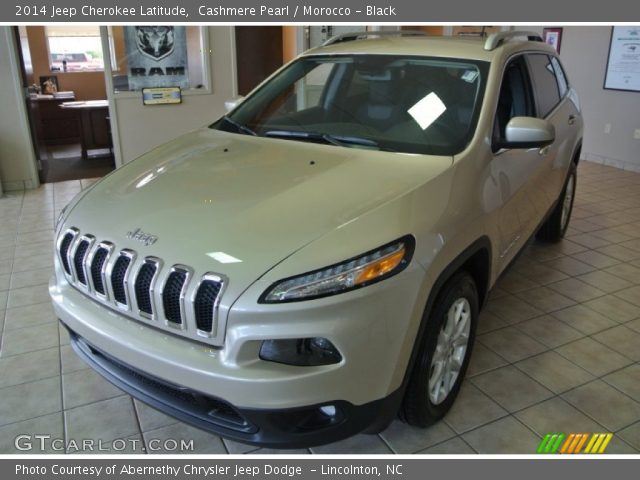 2014 Jeep Cherokee Latitude in Cashmere Pearl