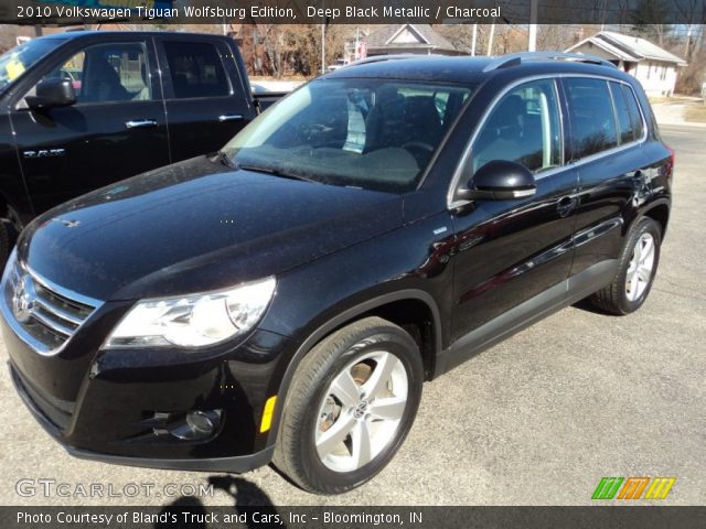 2010 Volkswagen Tiguan Wolfsburg Edition in Deep Black Metallic