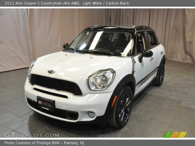 2011 Mini Cooper S Countryman All4 AWD in Light White