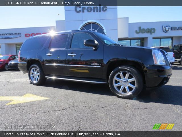 2010 GMC Yukon XL Denali AWD in Onyx Black