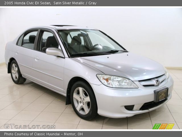 2005 Honda Civic EX Sedan in Satin Silver Metallic