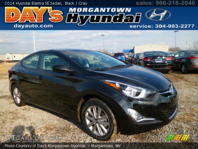 2014 Hyundai Elantra SE Sedan in Black