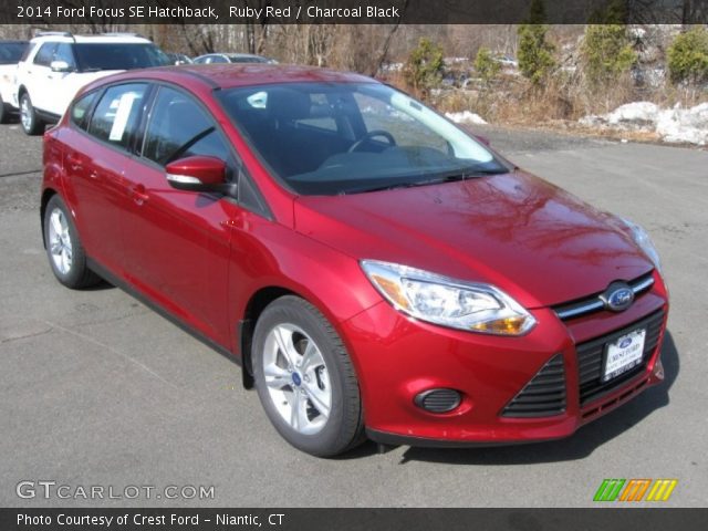 2014 Ford Focus SE Hatchback in Ruby Red