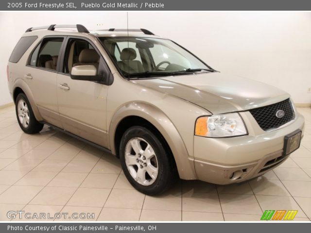 2005 Ford Freestyle SEL in Pueblo Gold Metallic