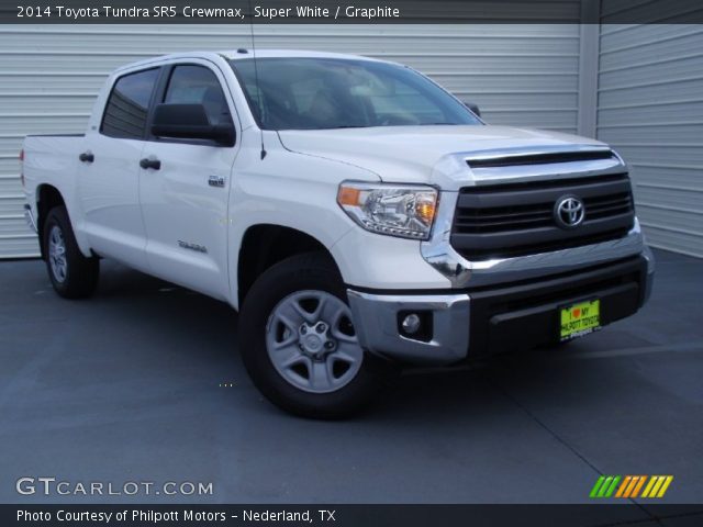 2014 Toyota Tundra SR5 Crewmax in Super White