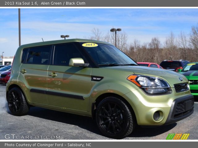 2013 Kia Soul 1.6 in Alien Green