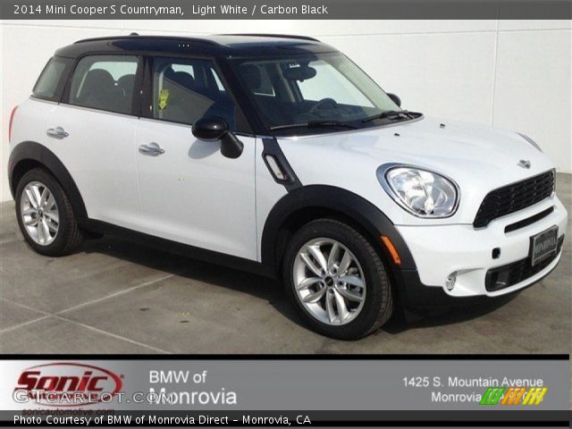 2014 Mini Cooper S Countryman in Light White