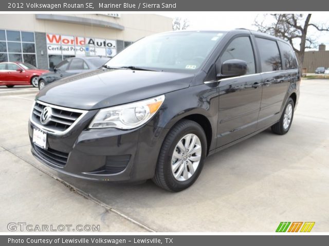 2012 Volkswagen Routan SE in Mariner Blue