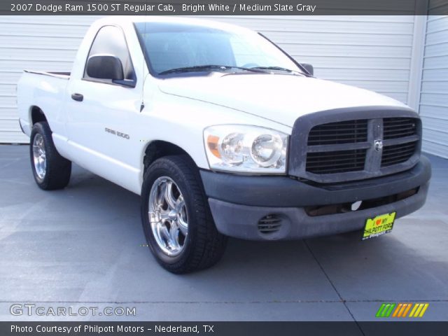 2007 Dodge Ram 1500 ST Regular Cab in Bright White