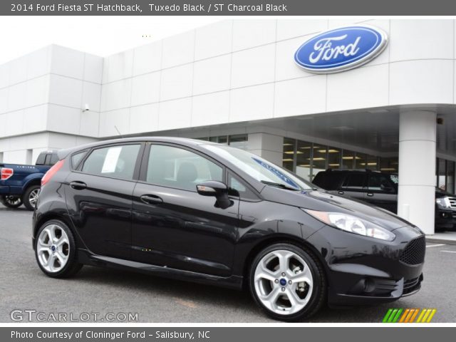 2014 Ford Fiesta ST Hatchback in Tuxedo Black