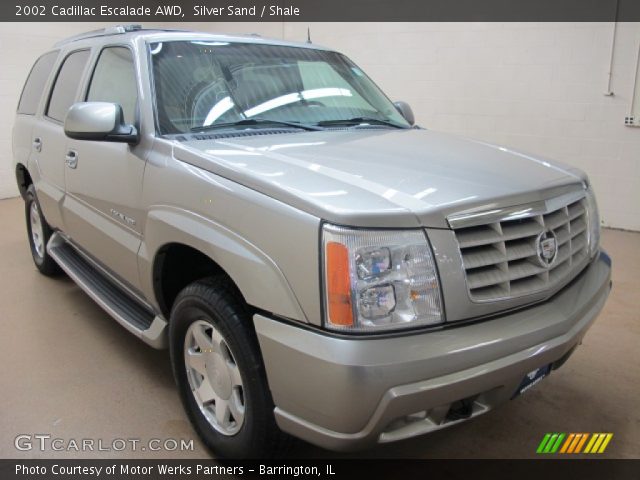 2002 Cadillac Escalade AWD in Silver Sand