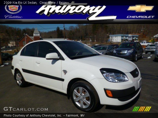 2009 Kia Rio LX Sedan in Clear White