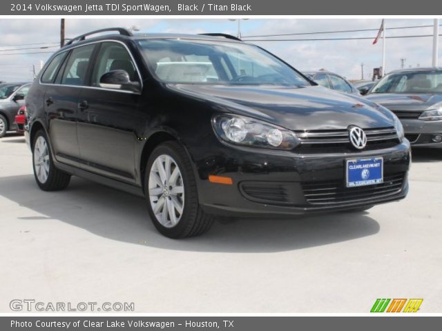 2014 Volkswagen Jetta TDI SportWagen in Black