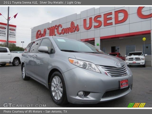 2011 Toyota Sienna XLE in Silver Sky Metallic