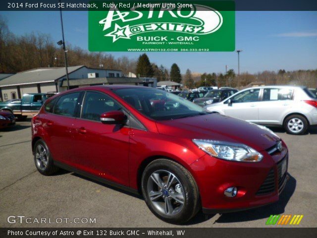 2014 Ford Focus SE Hatchback in Ruby Red
