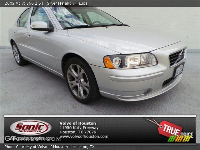 2009 Volvo S60 2.5T in Silver Metallic